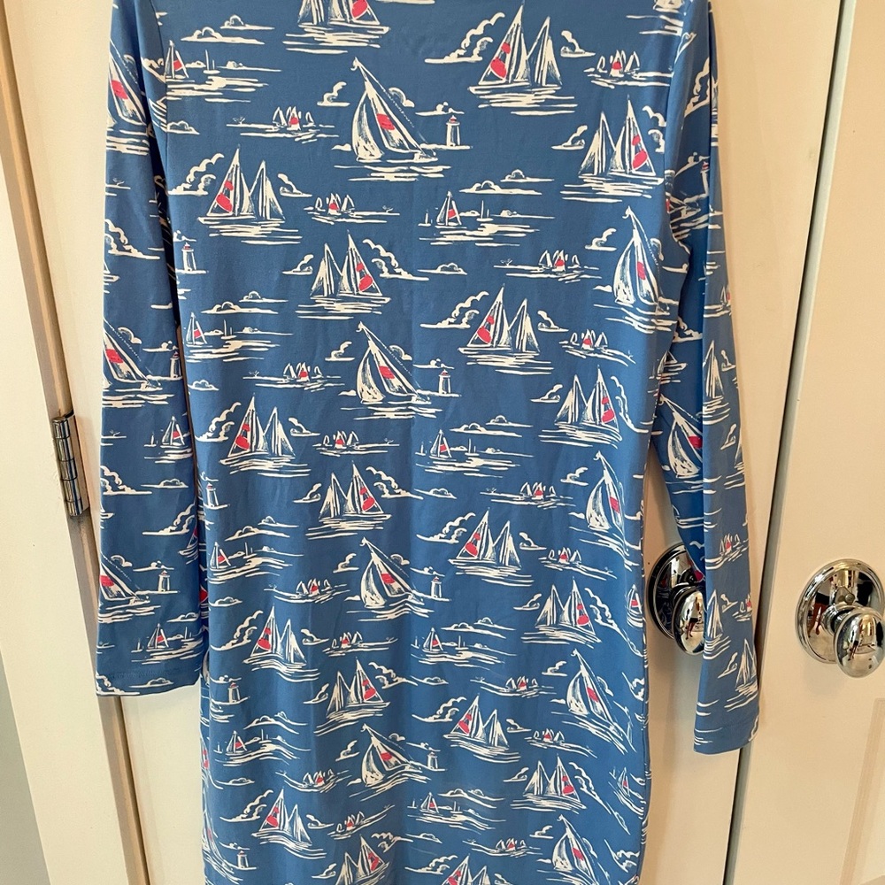 Vineyard Vines Dress - Picture 3 of 3